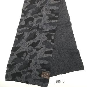 UGG Unisex Textured Wool Scarf Black & Gray :J